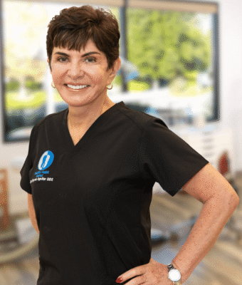 Dentista especializado en Invisalign en Temecula, California | Consulta gratuita sobre alineadores transparentes